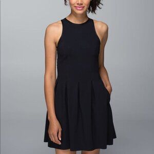 Lululemon  Here to There black flare dress sz 4